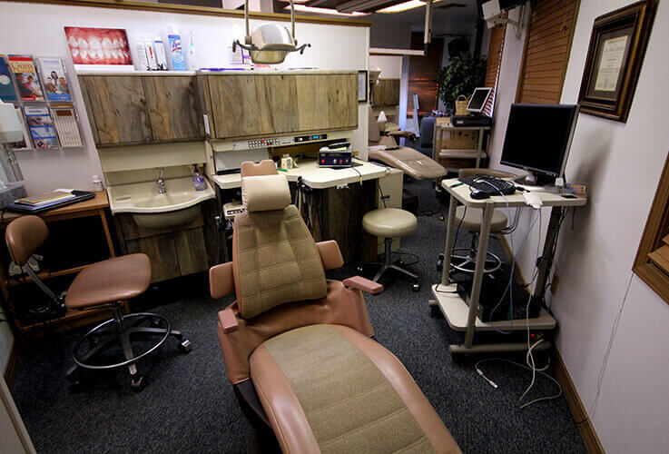 Dental treatment room